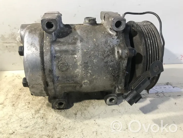 Mitsubishi Carisma Kompresor / Sprężarka klimatyzacji A/C 7700872158