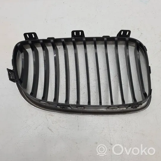 BMW 1 E82 E88 Grille de calandre avant 7179655