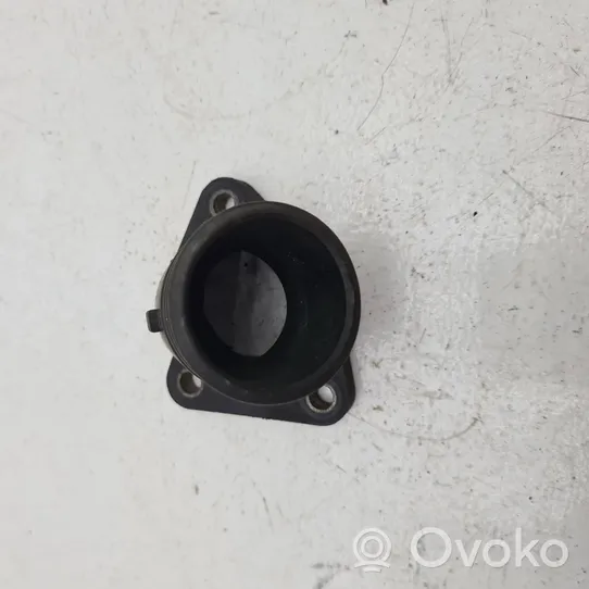 BMW 3 E36 Tuyau de liquide de refroidissement moteur 1247122