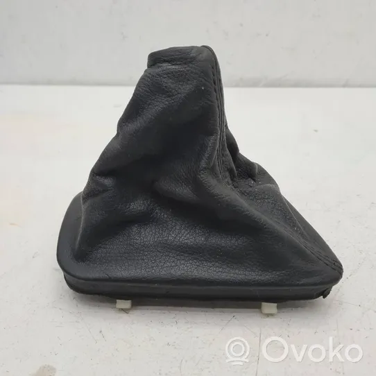 BMW 3 E46 Perilla/embellecedor de cuero de la palanca de cambios 25111434417