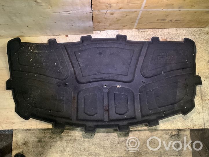 Audi A4 S4 B9 Izolacja termiczna / wygłuszenie pokrywy / maski silnika 8W0863825