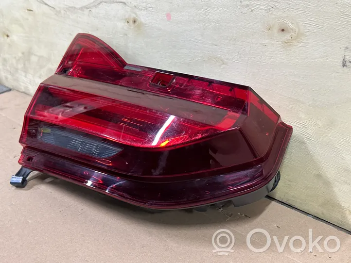 BMW 7 G11 G12 Lampy tylnej klapy bagażnika 2583245