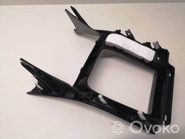 Lexus IS 220D-250-350 Rivestimento in plastica cornice della leva del cambio 5880453030