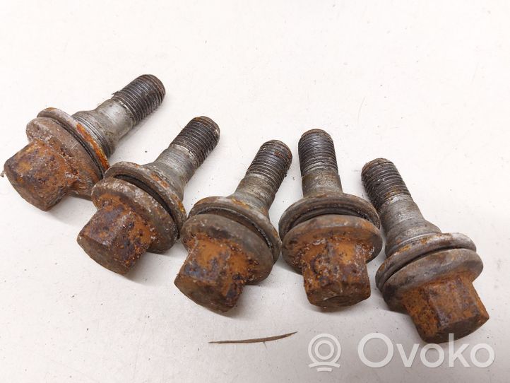 Citroen C5 Nuts/bolts 