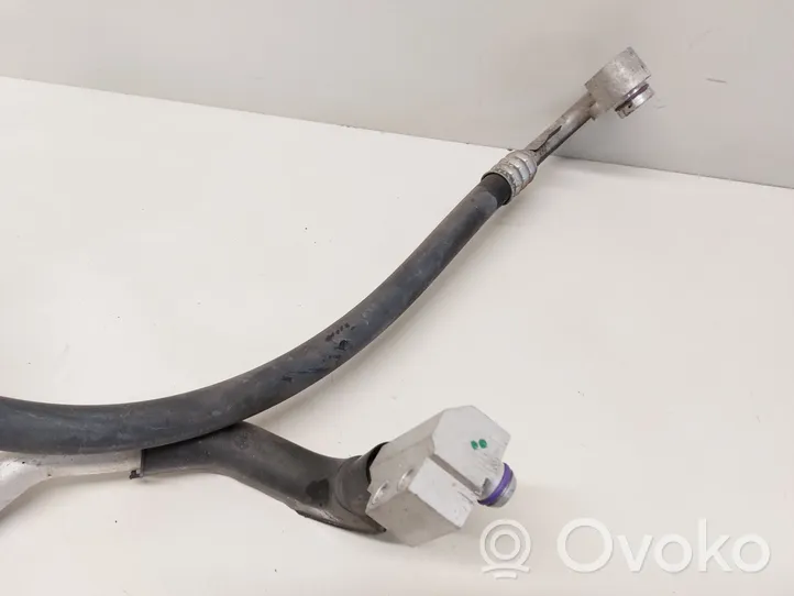 Audi A4 Allroad Air conditioning (A/C) pipe/hose 8K1260712K