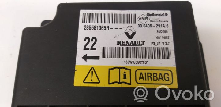 Renault Megane III Airbagsteuergerät 285581365R