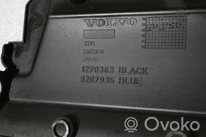 Volvo XC70 Couvercle cache moteur 1270363