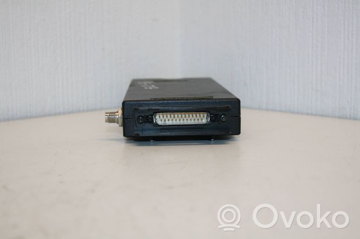 BMW 7 E38 Phone control unit/module 84118360235