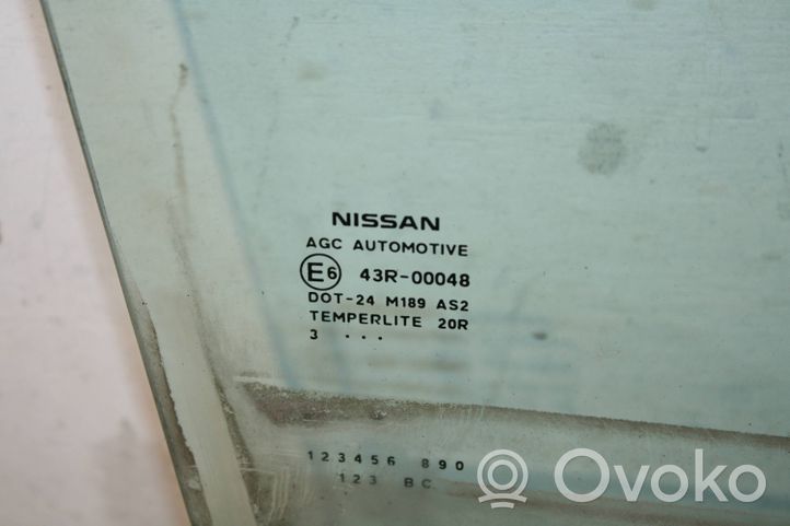 Nissan Note (E12) Pagrindinis priekinių durų stiklas (keturdurio) 43R00048