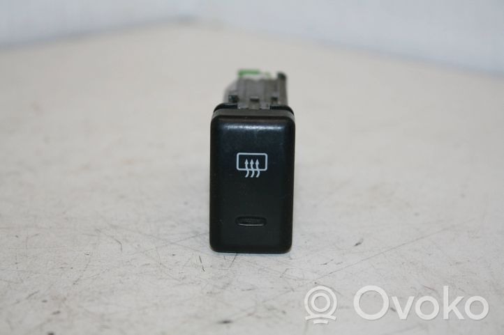 Opel Frontera B Windscreen/window heater switch M18872