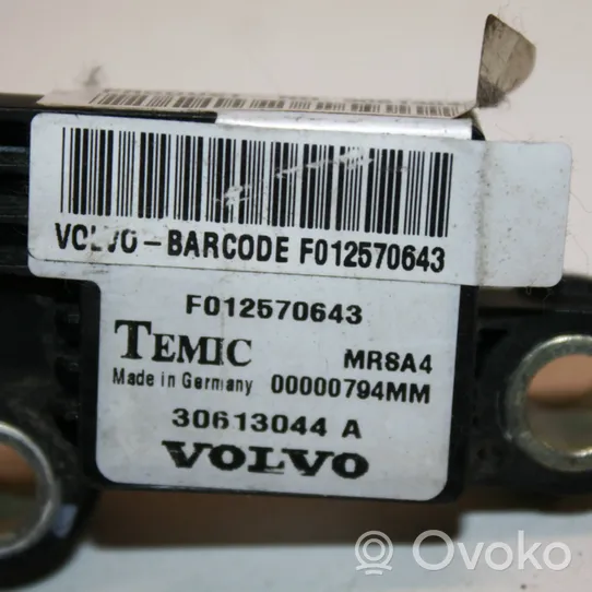Volvo S40, V40 Oro pagalvių smūgio daviklis 30613044A