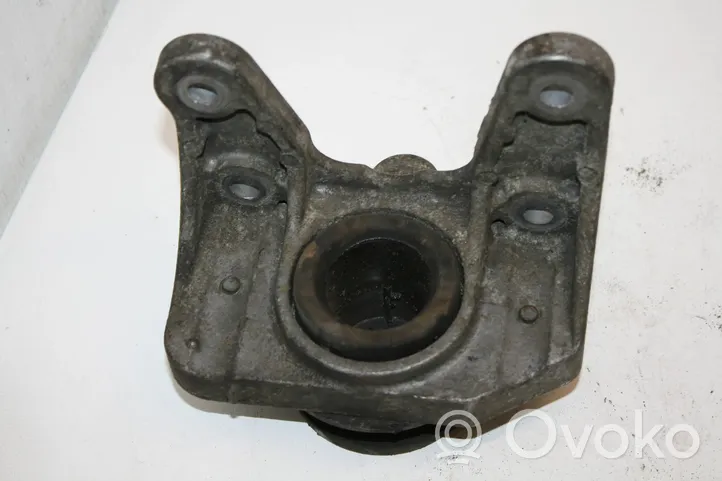 Opel Vivaro Engine mounting bracket 8200219372