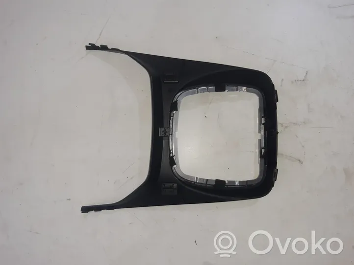 Ford C-MAX II Rivestimento in plastica cornice della leva del cambio AM51R044H82ADW