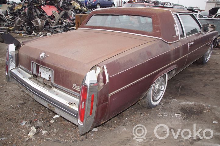 Cadillac DeVille Aile 