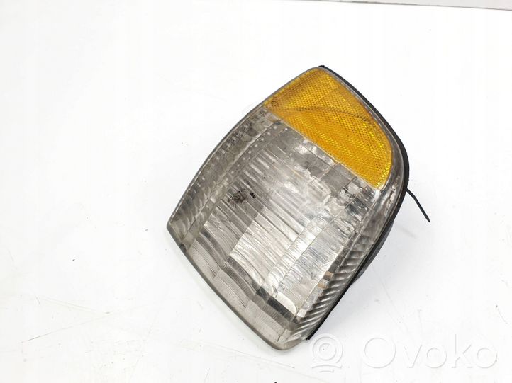 Dodge VAN RAM Frontblinker 55054772