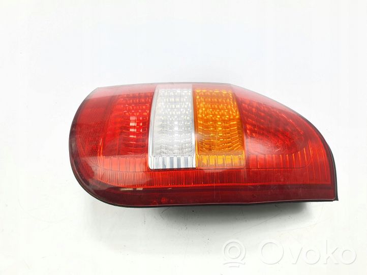 Opel Zafira A Lampa tylna 62281