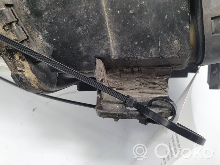 Audi A4 S4 B5 8D Lampa przednia 8D0941004A