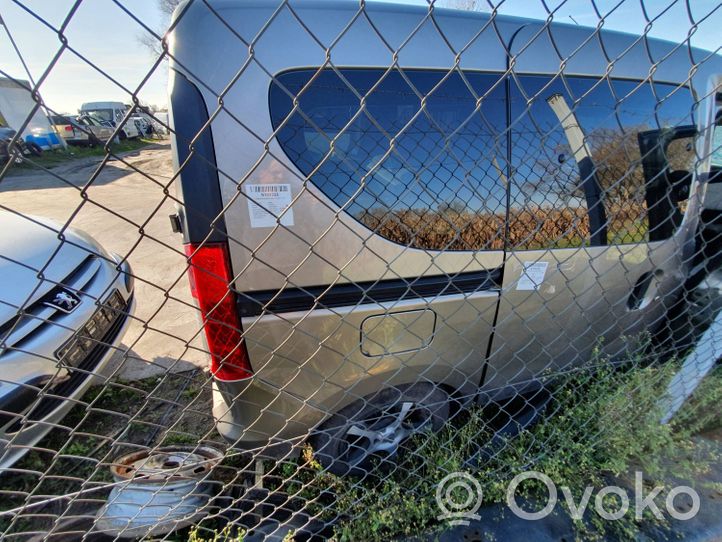 Dacia Dokker Hinteres Viertel Karosserie TEHNK