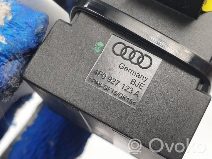 Audi A6 S6 C5 4B Pastovaus greičio jungtukas 4F0927123A