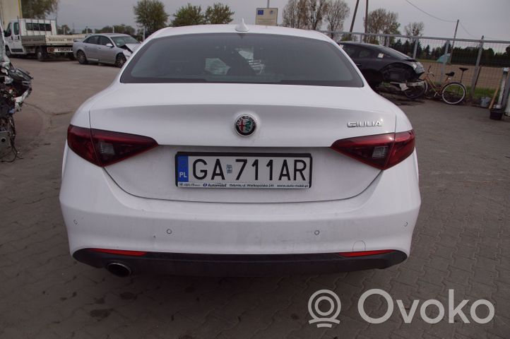 Alfa Romeo Giulia Couvercle de coffre 