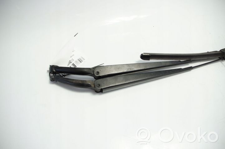 Volvo S60 Front wiper blade arm 30697573