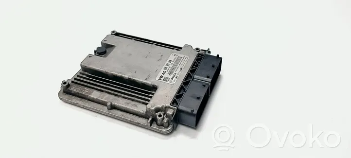 Volkswagen PASSAT B8 Komputer / Sterownik ECU silnika 