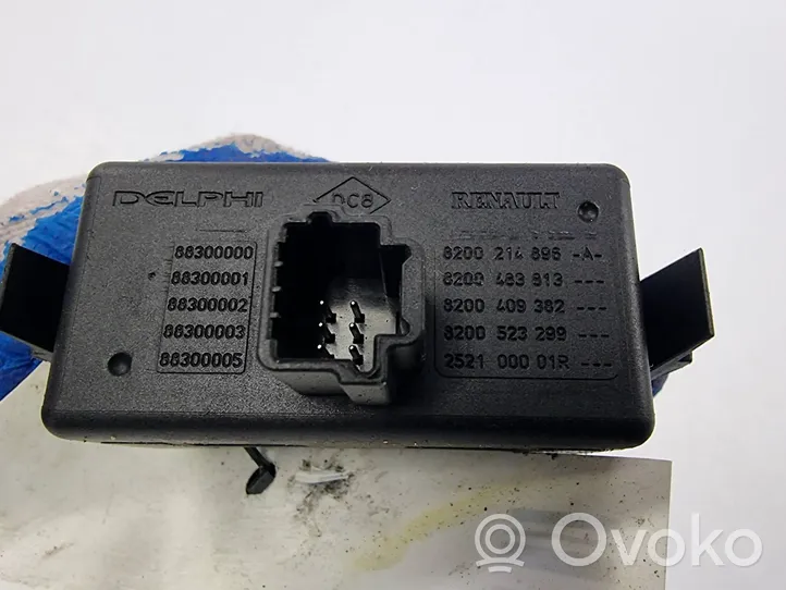 Opel Movano B Interruttore luci di emergenza 8200214896