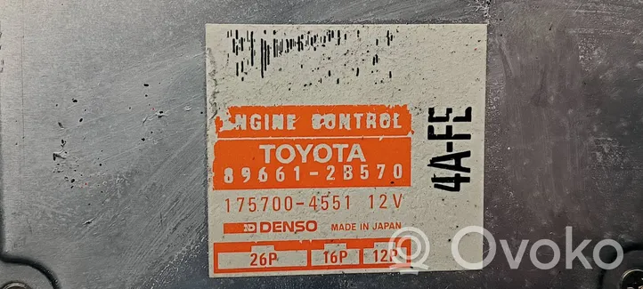 Toyota Carina T190 Komputer / Sterownik ECU silnika 89661-2B570