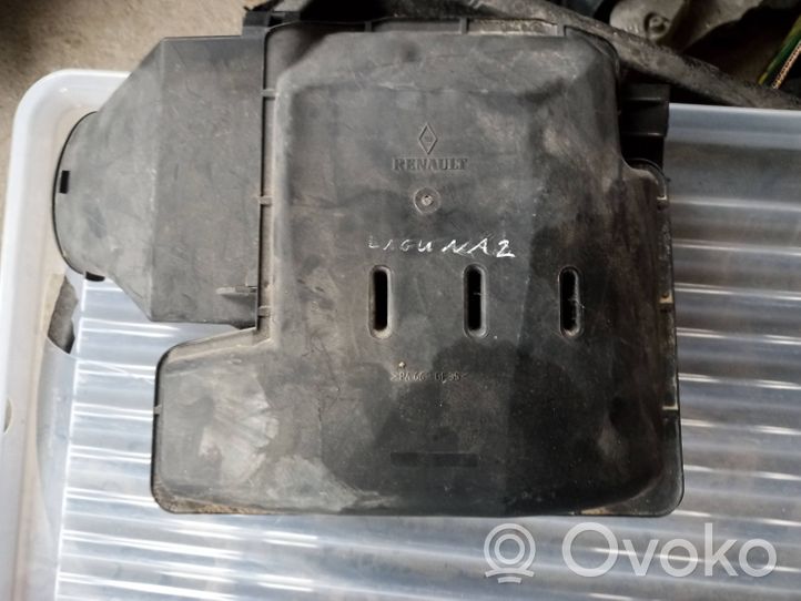 Renault Laguna II Scatola del filtro dell’aria 8200420871