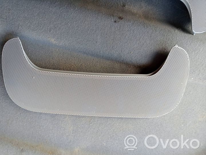 Honda Jazz Maskownica głośnika półki tylnej bagażnika A2036900530