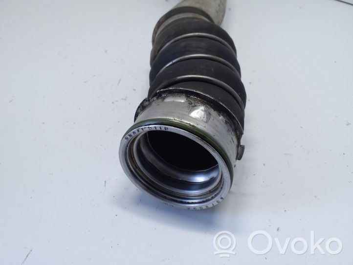 BMW 3 E90 E91 Tube d'admission de tuyau de refroidisseur intermédiaire 11617795304