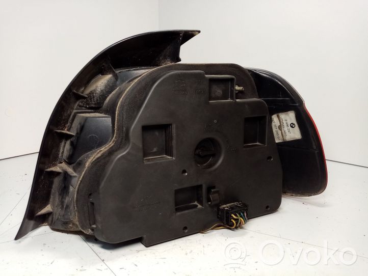 BMW 5 E39 Lampa tylna 2496297