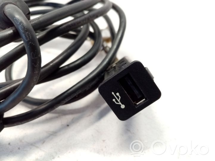 BMW X5 E70 Gniazdo / Złącze USB 9167196