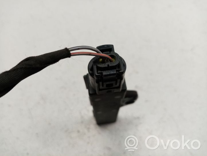 BMW X6 F16 Antenne intérieure accès confort 65209220831