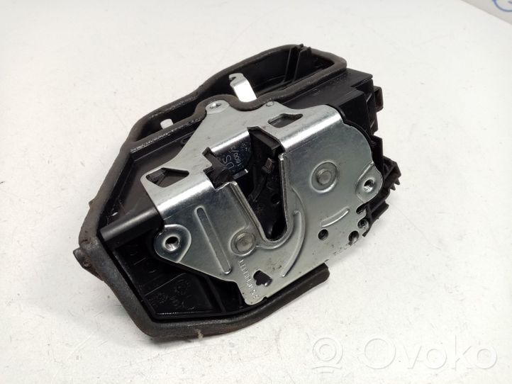 BMW 5 F10 F11 Serrure de porte avant 7202143