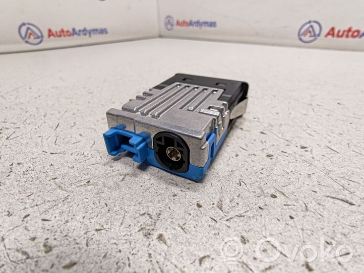 BMW 3 G20 G21 Connecteur/prise USB 8711939