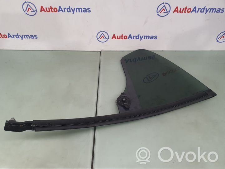 BMW 6 F06 Gran coupe Rear vent window glass 7275379