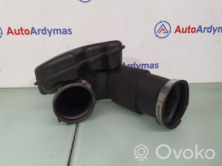 BMW X5 E70 Część rury dolotu powietrza 7548899