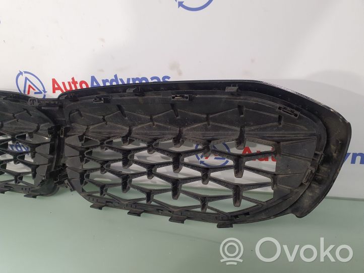 BMW 3 G20 G21 Grille calandre supérieure de pare-chocs avant 192976