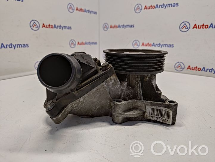 BMW X3 E83 Pompa dell’acqua 7796537