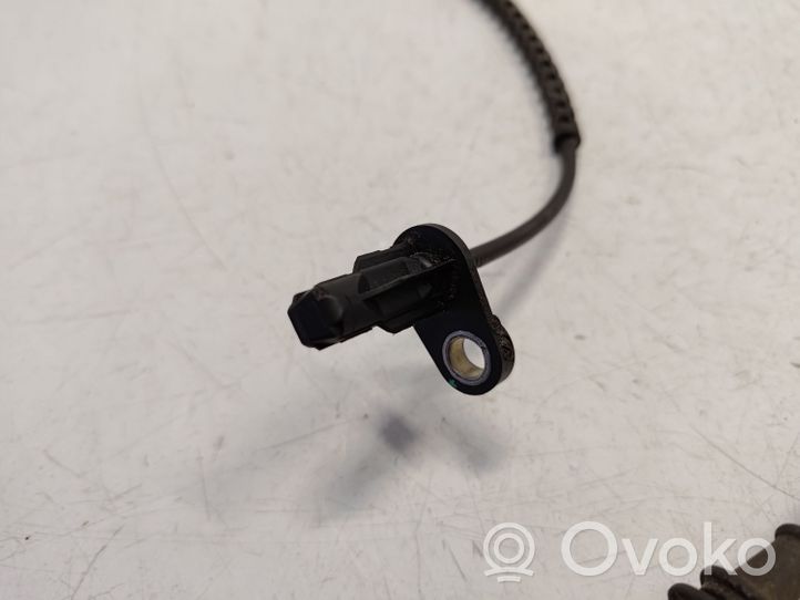 BMW X3 G01 Priekšējais bremžu ABS sensors 6871064