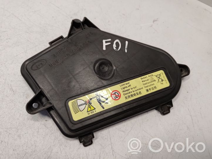 BMW 7 F01 F02 F03 F04 Osłona żarówki lampy przedniej 63117225233