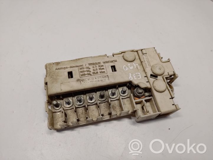 BMW 7 E38 Module de fusibles 61138370638