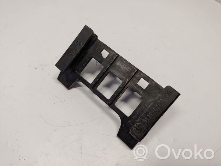 BMW 7 E38 Support de pare-chocs arrière 51111970389