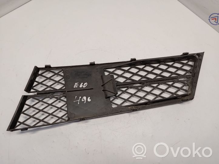 BMW 5 E60 E61 Grille inférieure de pare-chocs avant 51117178110