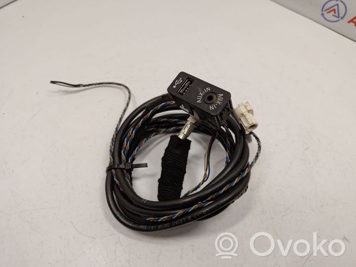 BMW 2 F22 F23 Connecteur/prise USB 84109229246