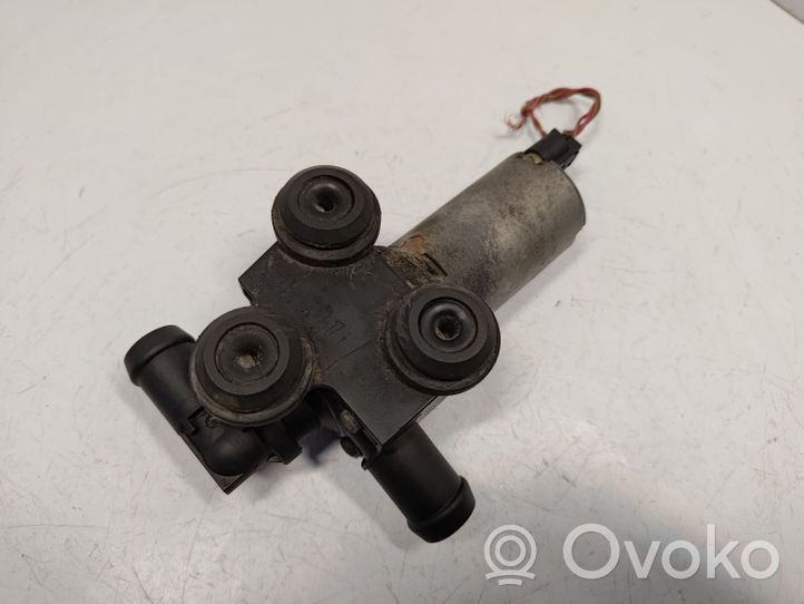 BMW 1 E81 E87 Pompa dell’acqua 64116928246