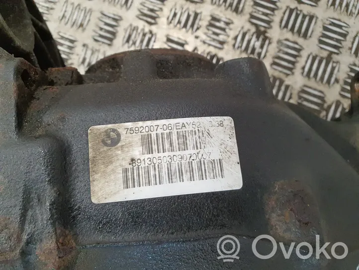 BMW X3 F25 Rear differential 7592007