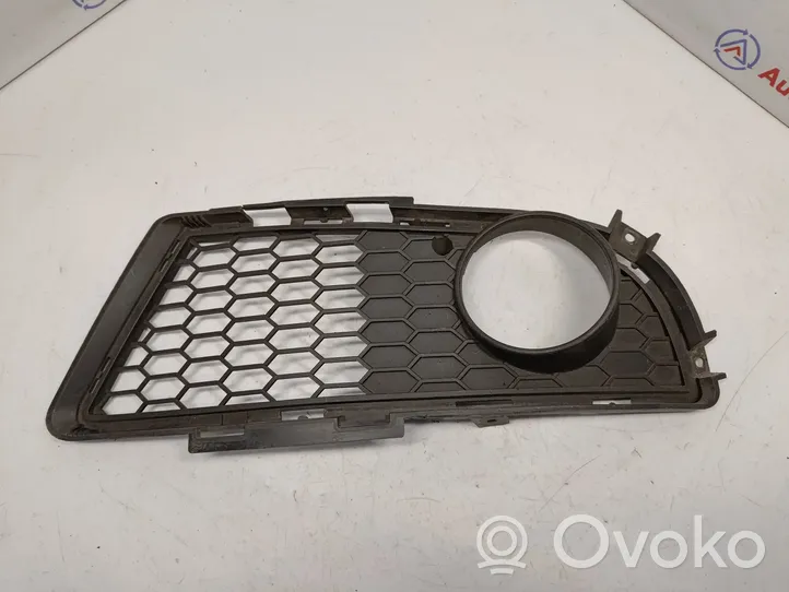 BMW 3 E90 E91 Grille antibrouillard avant 51117891395