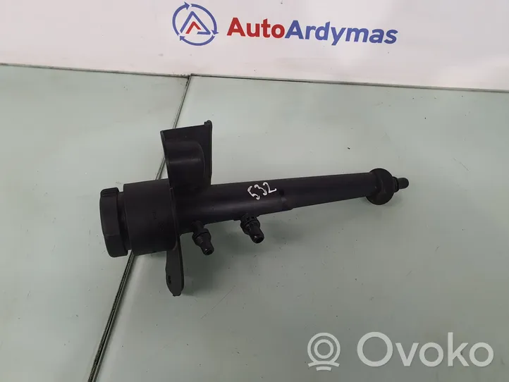 BMW 7 F01 F02 F03 F04 Aušinimo skysčio išsiplėtimo bakelio dangtelis 7591692